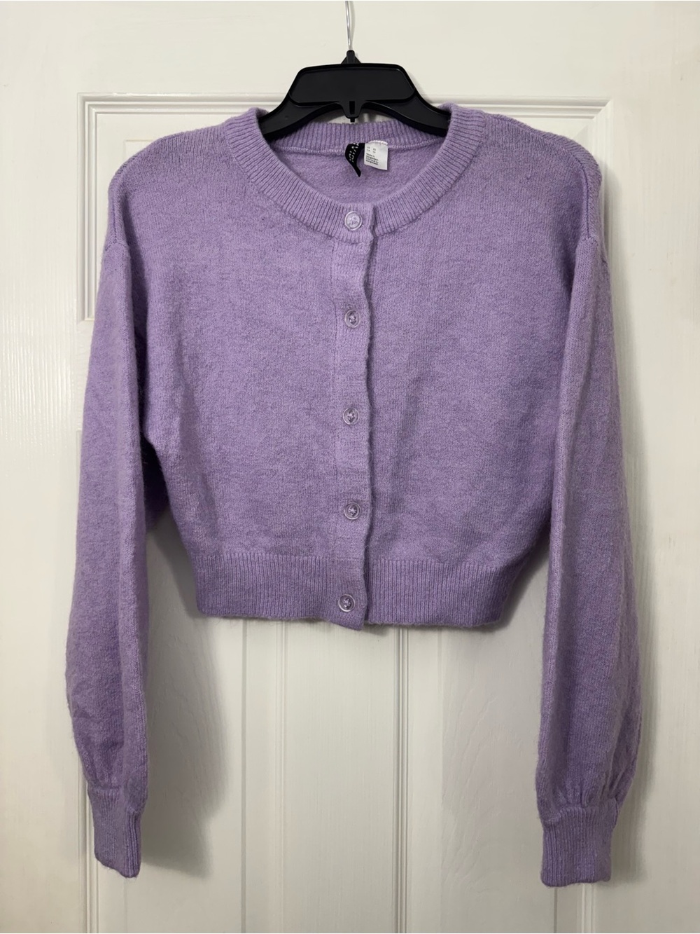 H&M/Divided Lavender Crop Button Front Cardigan
